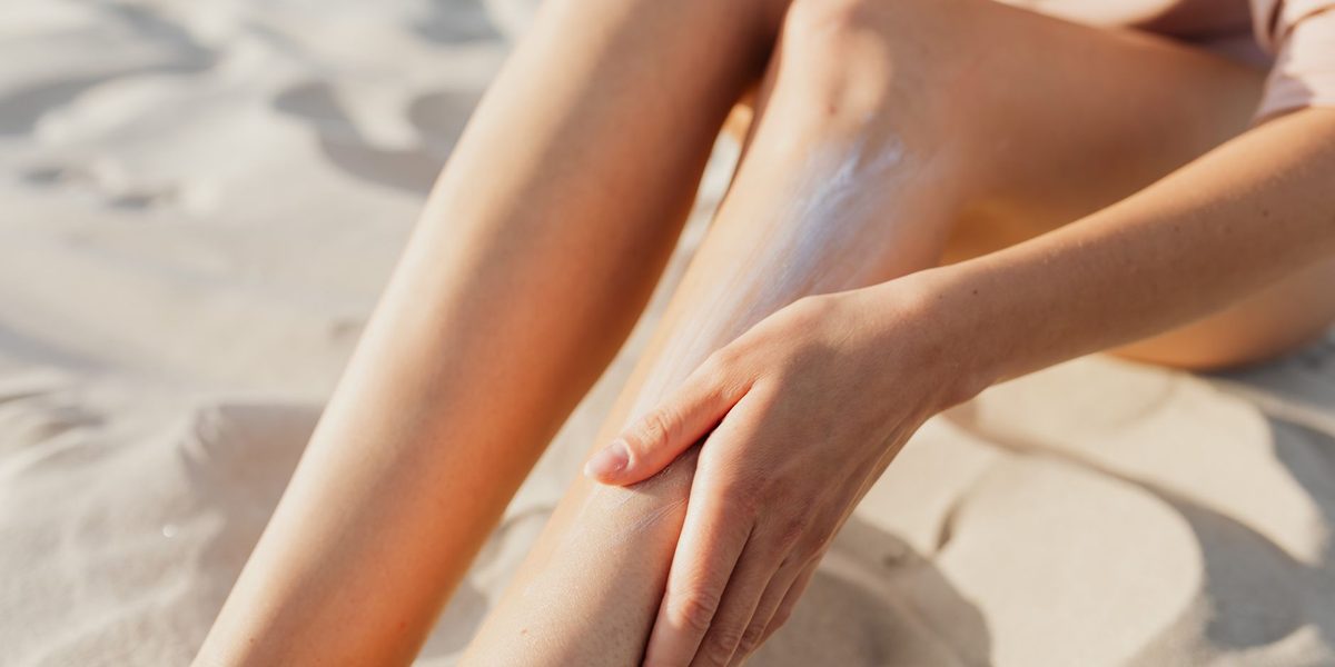 How to Apply Self-Tanner Evenly: The Streak-Free Method, Step by Step