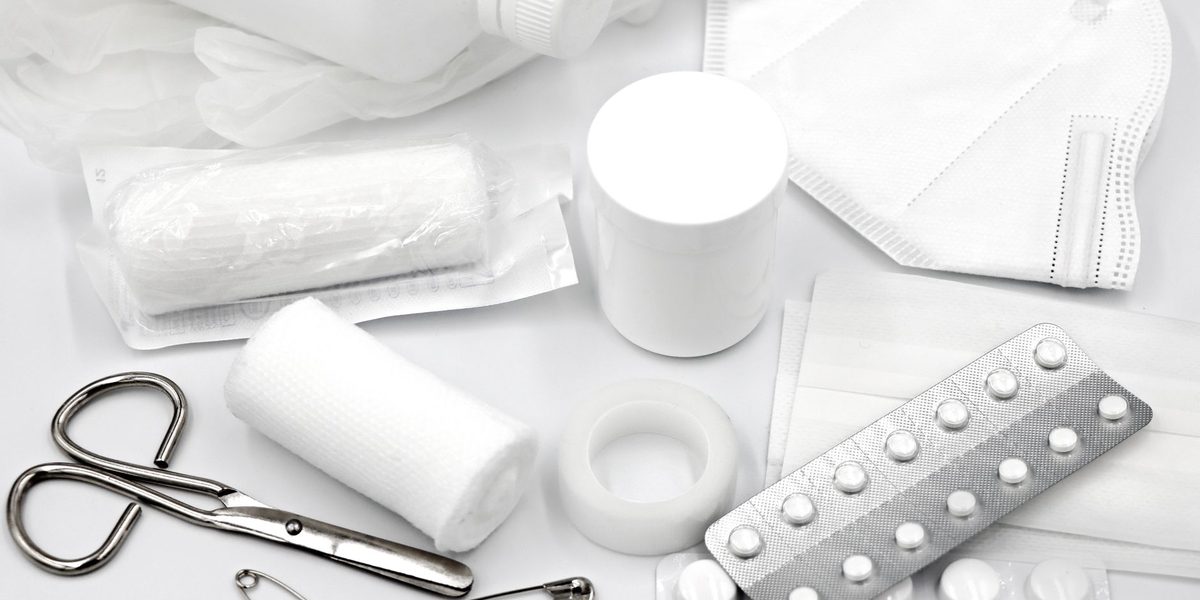 How to Build a Complete Home First-Aid Kit, Item by Item