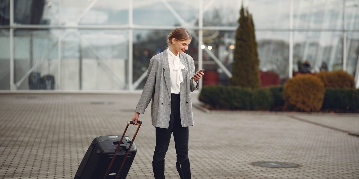 How to Prepare Your Phone for International Travel
