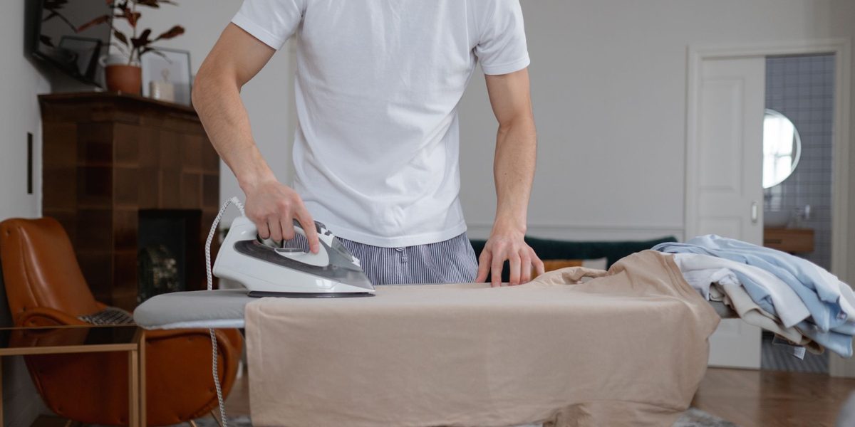 How to Iron a Dress Shirt Like a Professional