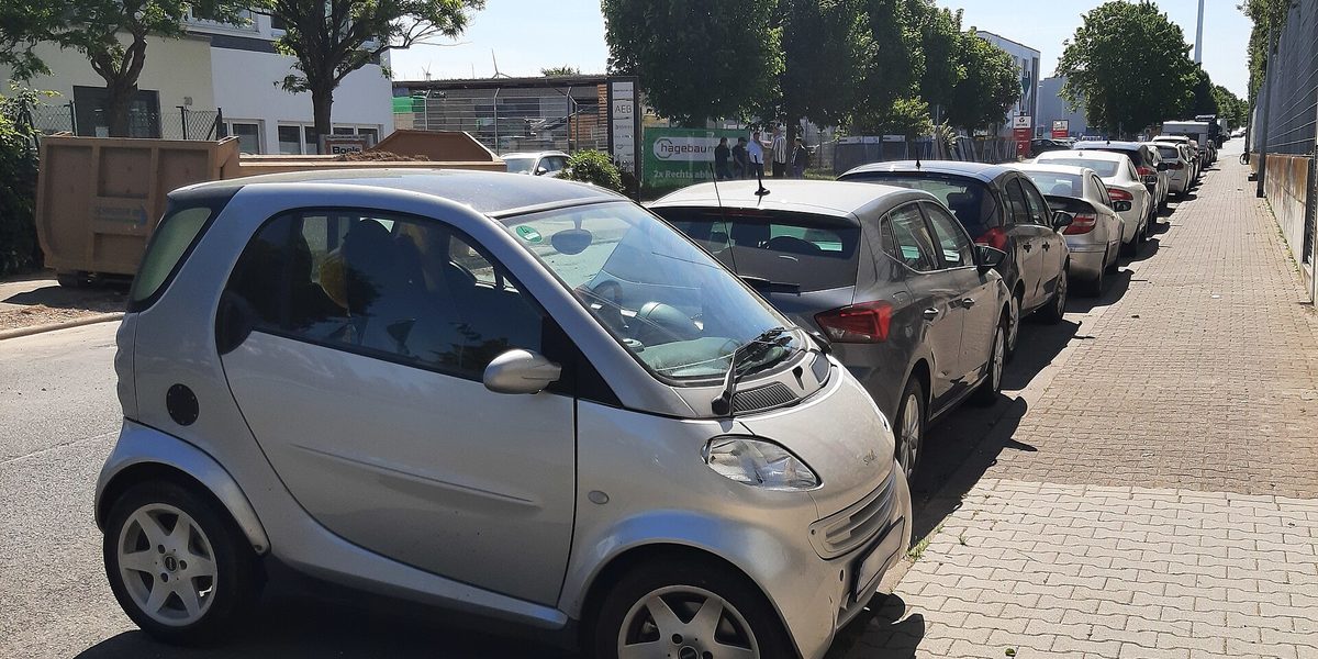 How to Parallel Park With Confidence: A Repeatable Method