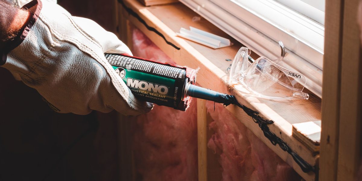 How to Caulk a Bathtub or Shower Like a Pro