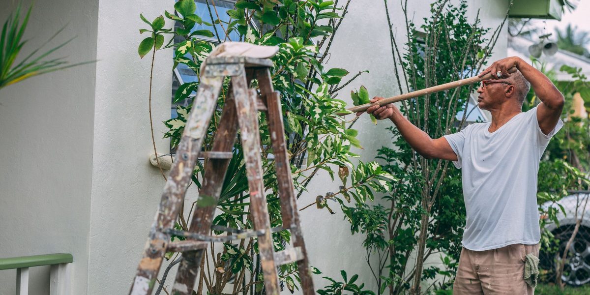 How to Clean and Maintain Your Gutters